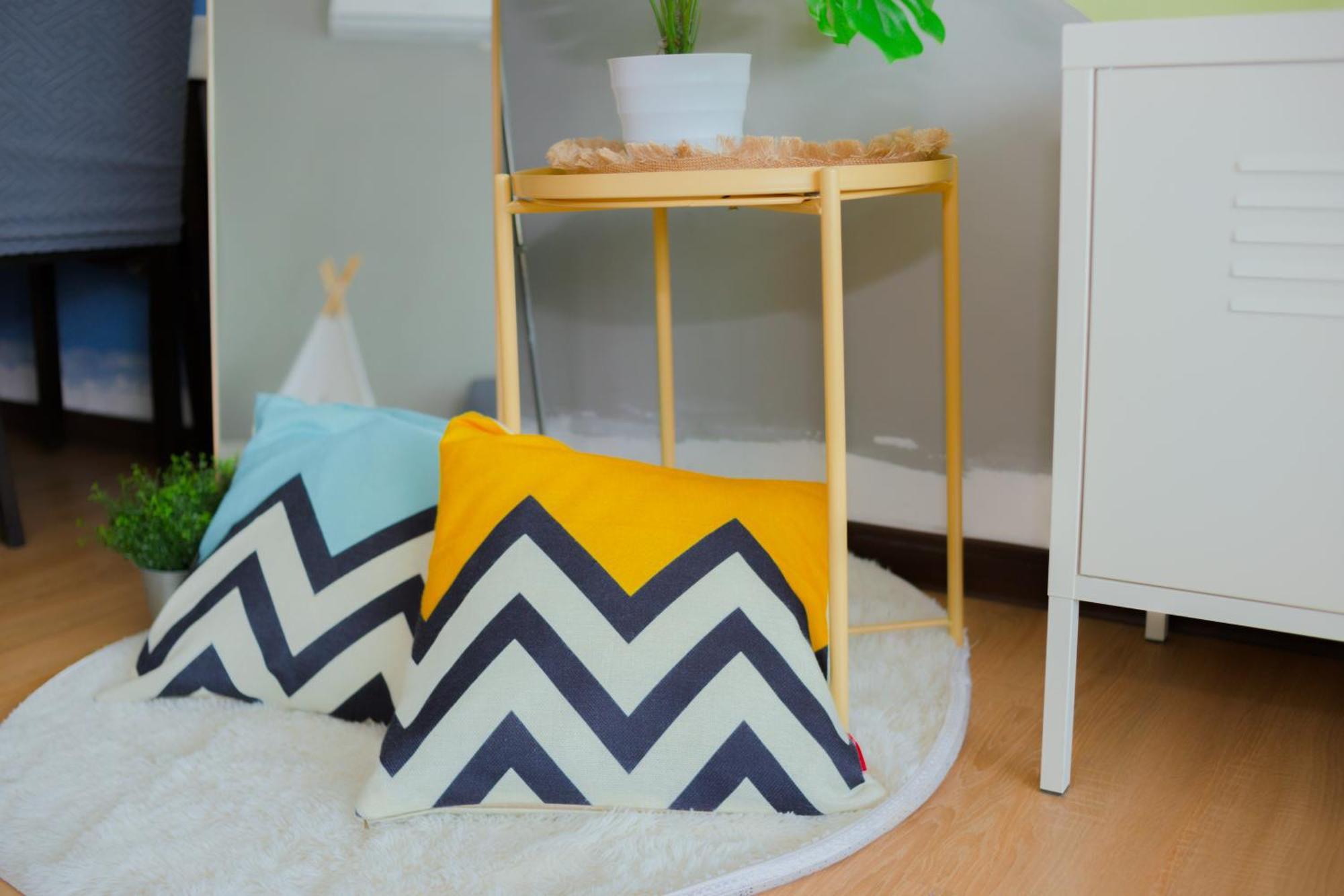 Apartment -lake View- Mount Austin Ikea Toppen 10 Mins - A110